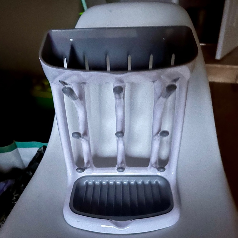 Modern Gray Kitchen Utensil Organizer